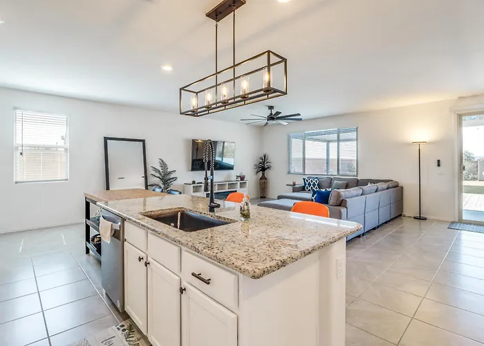 Extended-stay Escape W/ Office & Ev Charger Tucson